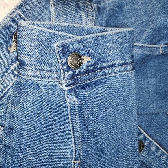 MARLBORO RED STAR EUC VINTAGE MENS DENIM JEAN JACKET.  SIZE ADULT SMALL - Picture 3 of 9